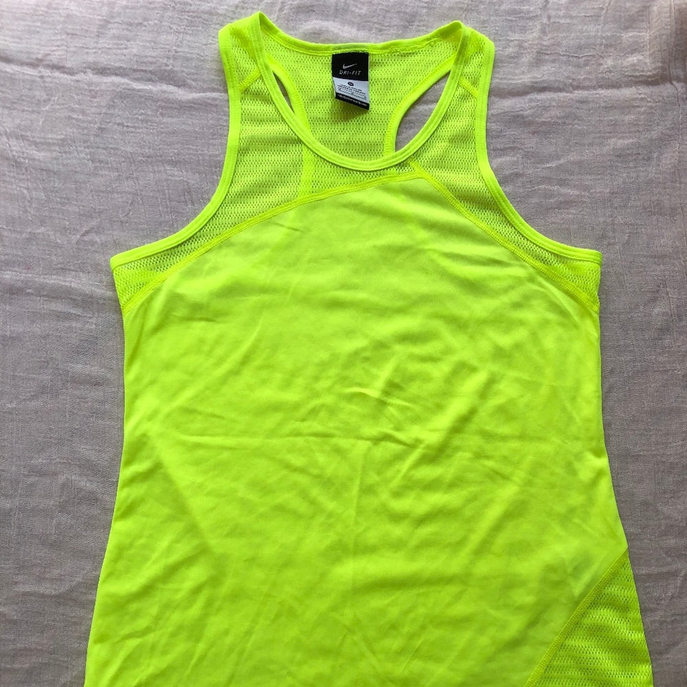 NWOT Nike Dri Fit tank